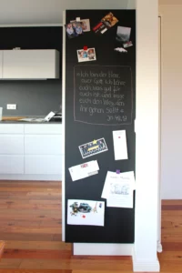 KLOCKE magnetische Kreidetafel als Hochschrankseite