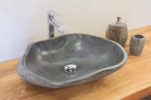 KLOCKE Aufsatzbecken Flussstein Eichenbohle Baumkante (2)