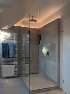 KLOCKE Badmoebel Sanierung in Bocholt offene Duschkabine