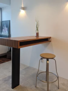 KLOCKE Beraterplatz Stehtisch Zebrano schwarz