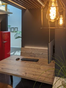 KLOCKE Beratungsplatz Ausstellung Lichtmaßgefertigte Küche in Borken von Klocke