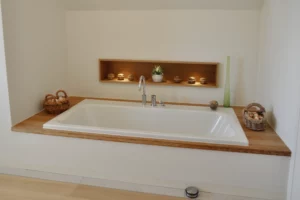 KLOCKE Wanneneinfassung Nischenregal Eiche