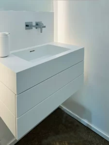 KLOCKE Waschtisch und Front Corian